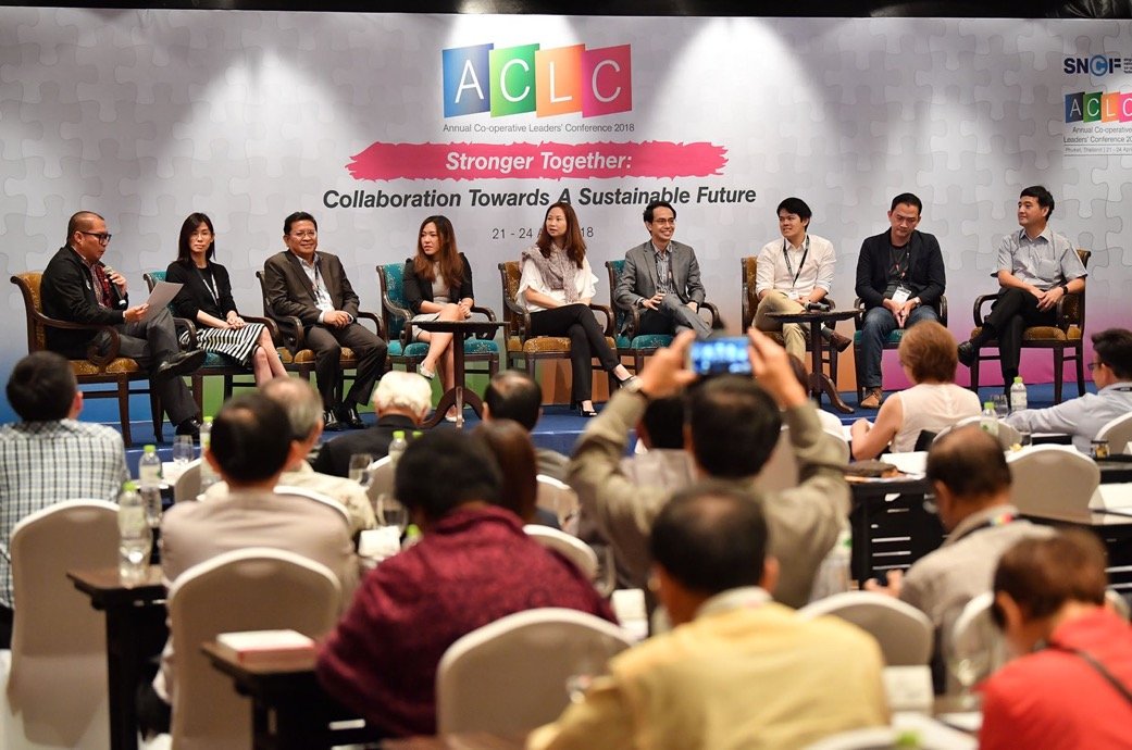 Kenneth Kwan speaking on From Problems to Possibilities