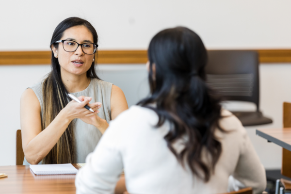 how to give a performance review