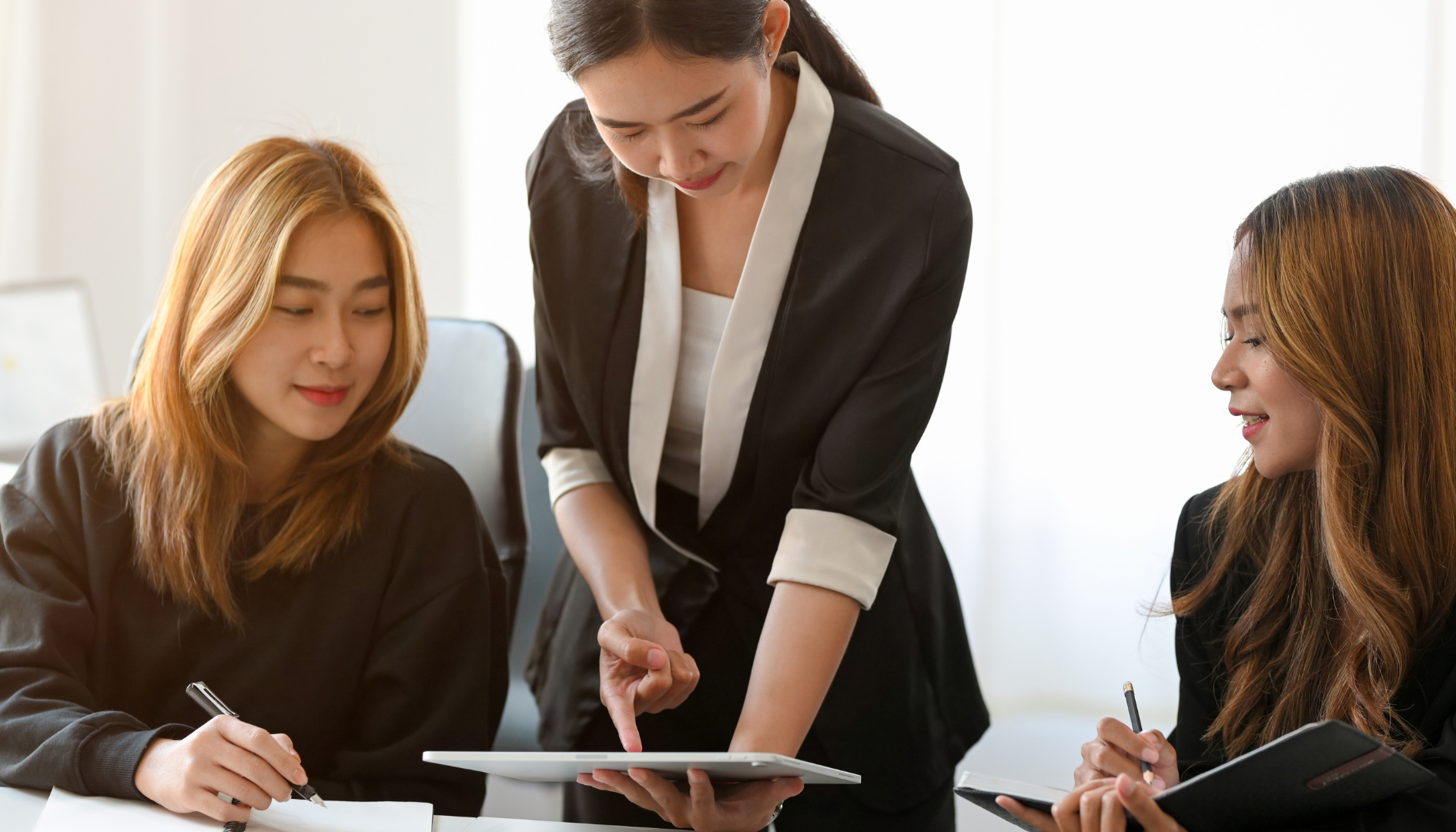 how to give feedback to employees